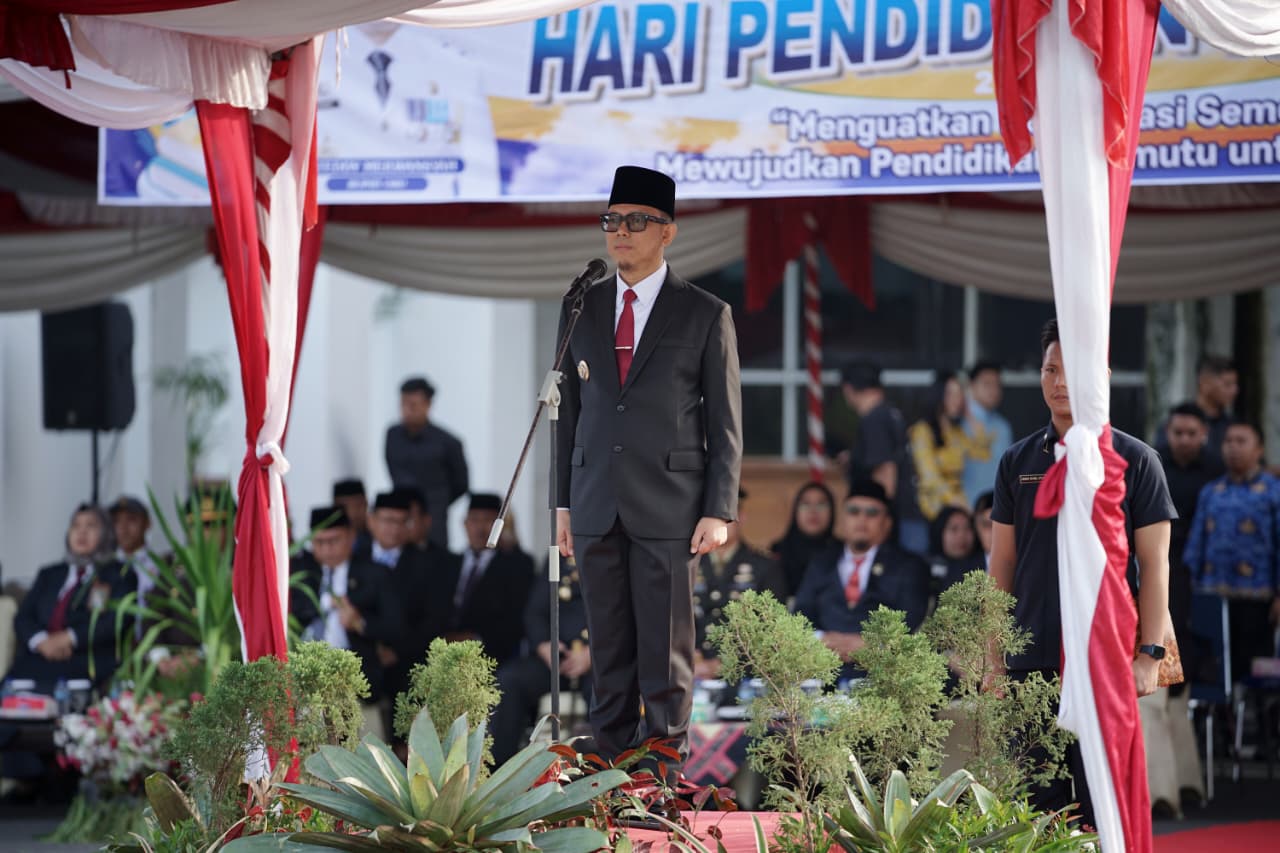 Hardiknas 2026, Bupati OKU Fokus Tingkatkan Mutu Pendidikan dan Kompetensi Guru