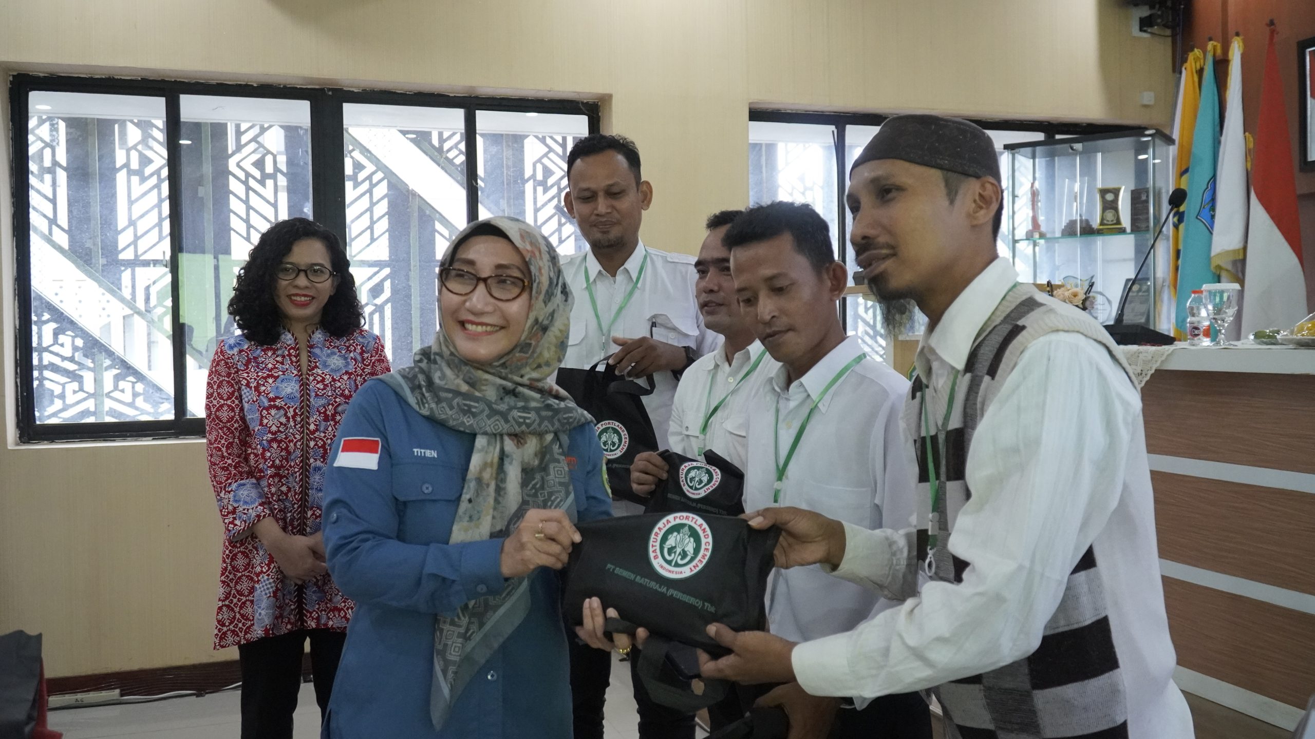 Dorong Transformasi SDM Konstruksi, SMBR dan Disperkim Sumsel Lahirkan Tenaga Kerja Bersertifikat dan Kompeten