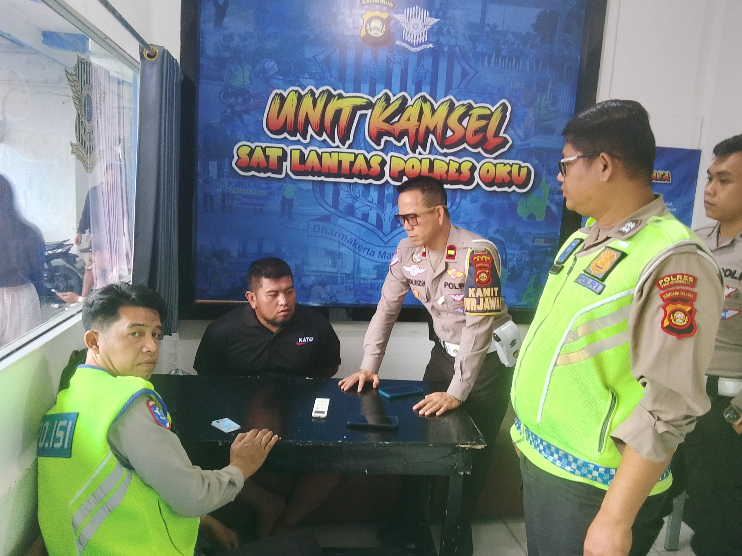 Terekam CCTV Curi Ponsel di Sukajadi, Karyawan PT KIT Asal Empat Lawang Ditangkap di Taman Kota Baturaja