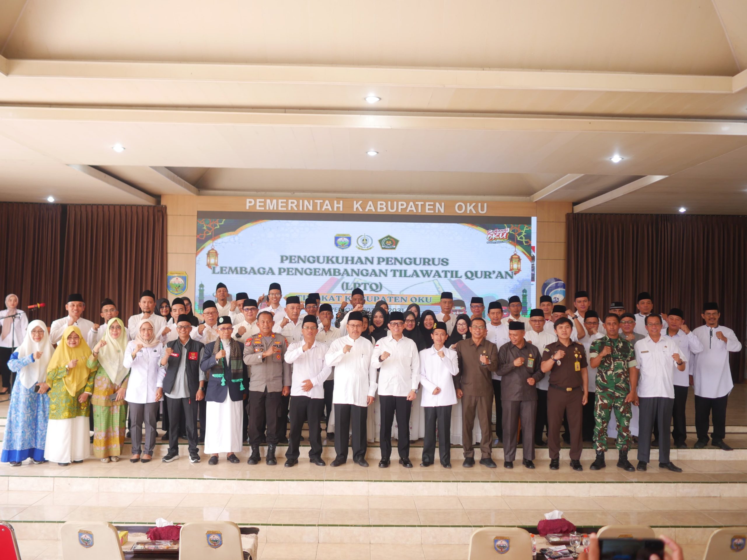 Kukuhkan Pengurus LPTQ 2026-2031, Bupati Teddy Meilwansyah Targetkan OKU Jadi Tuan Rumah MTQ Nasional